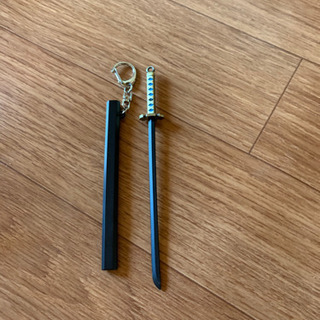 鬼滅の刃　日輪刀　キーホルダー