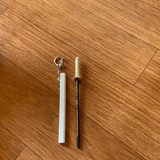 鬼滅の刃　日輪刀キーホルダー　　我妻善逸