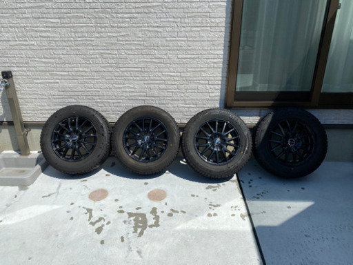 エスクァイア　195/65/15 スタッドレス　VRX2 ノア、ヴォクシーなどに