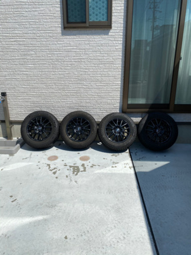 エスクァイア　195/65/15 スタッドレス　VRX2 ノア、ヴォクシーなどに
