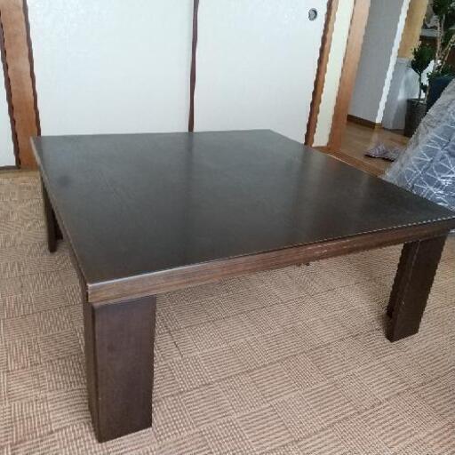 家具調こたつ　布団もセットです。