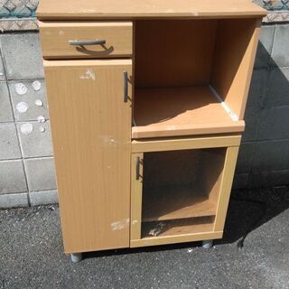 食器棚❗早い者勝ち❗コンセント付き食器棚！