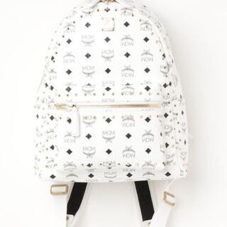 MCM エムシーエム BackPack A4サイズ収納可能 リュック ホワイト スタッズ