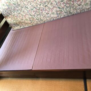 引越し予定の為出品☆ダブルベッド☆引き取り限定☆の画像
