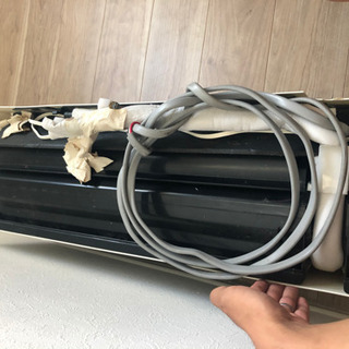 東芝 ルームエアコン 2012年 2.2kw 〜8畳 