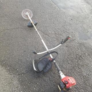 草刈機　肩掛け　イリノ　26cc