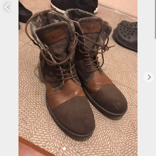 ミリタリー　カモフラージュ　ブーツ