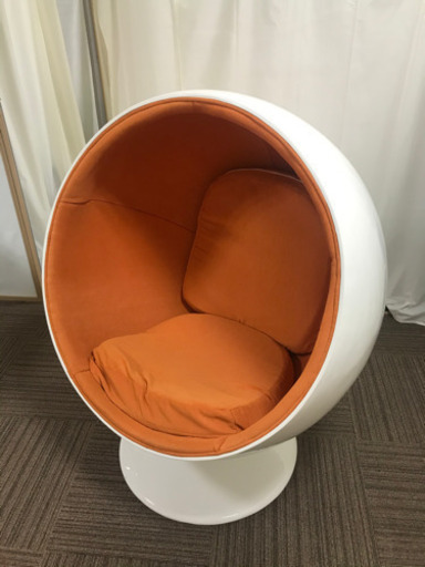 たまご型チェア