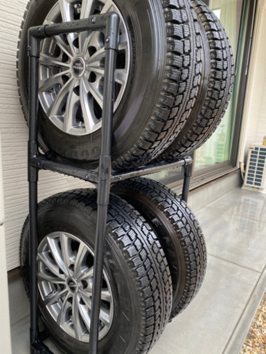 スタッドレス KAZERA ハイエース  タイヤアルミセット