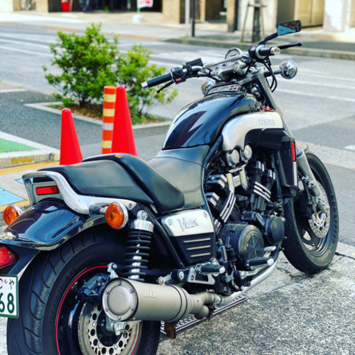 バイク v-max1200