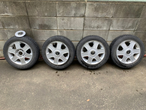 DAURA スタッドレスタイヤ