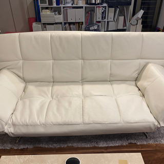 ソファーベッドの画像