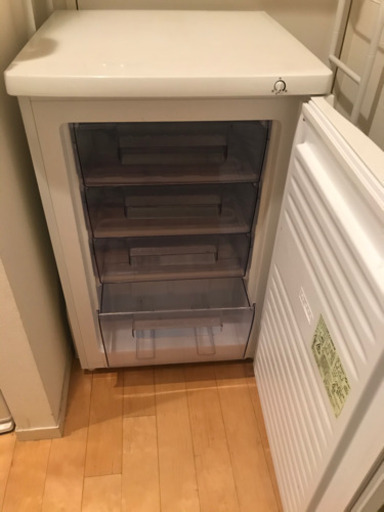 SHARP 冷凍庫 と IKEA ラック
