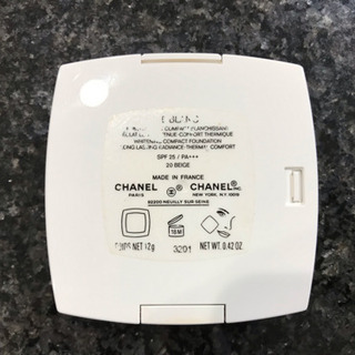 シャネル ファンデーション ケース＋ショップ袋CHANELの画像