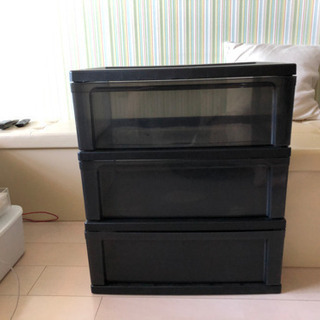 【無料】収納ボックス　３段　キャスター付き