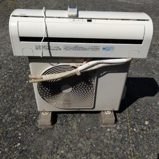 東芝ルームエアコン　RAS-221JD