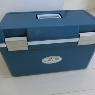 0円：クーラーボックス 中古 多分35ℓ 汚れや傷あり