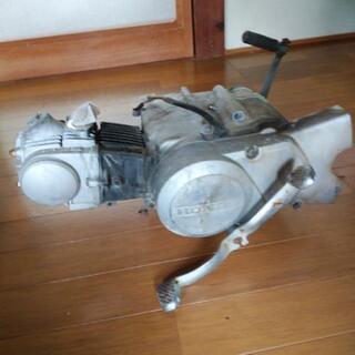 ホンダカブ50エンジンの画像