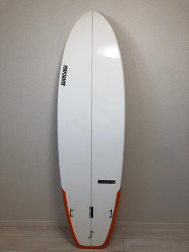 サーフボード　6’7フィート（200.7cm）