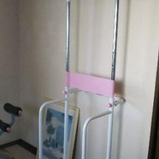 ぶら下がり健康噐とボートこぎ