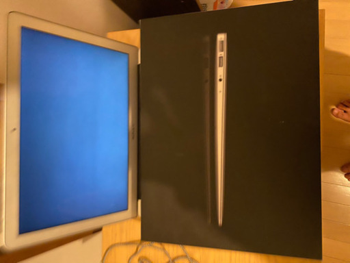 MacBook Air 13-inch, Late 2010