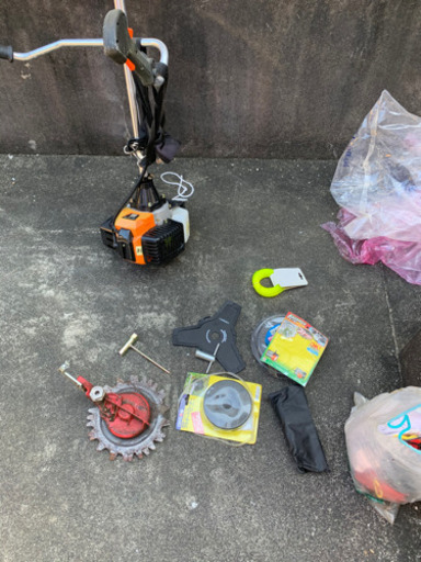 43ccの草刈り機　中古　メーカー不明