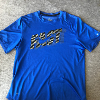 ナイキ　ドライフィット　Tシャツの画像