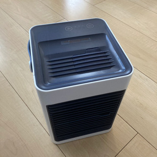 卓上の冷風扇