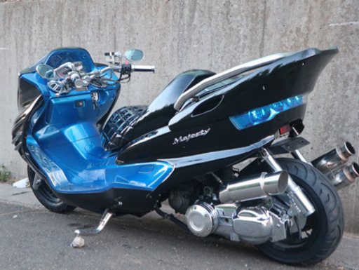 値下げ！！【YAMAHA マジェスティ】ブラック✖︎メタリックブルー 外内装極新品 フルカス