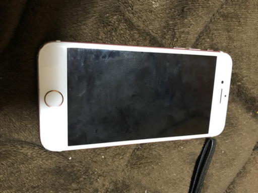 au iPhone7 Rose gold 128 明日まで価格