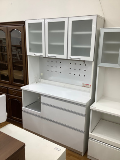 レンジボード　ニトリ　3枚扉