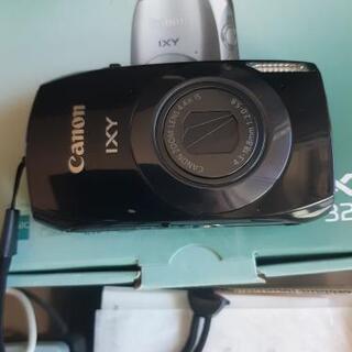 Canon IXY 32S BK　デジタルカメラ　ブラック美品　の画像