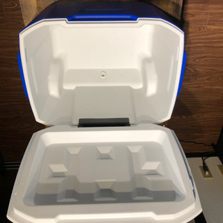 コールマン　クーラーボックス [ホイールクーラー 60QT ブルー/ホワイト]【取りに来てくれる方限定】の画像
