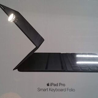 【値下げ！】12.9インチiPad Pro用 Smart Keyboard Folio 日本語[MU8H2J/A]【未開封品】