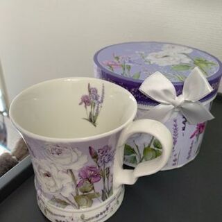新品ロイヤルアーデン　花柄マグカップ・お引き取りの方500円