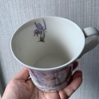 新品ロイヤルアーデン　花柄マグカップ・お引き取りの方500円の画像
