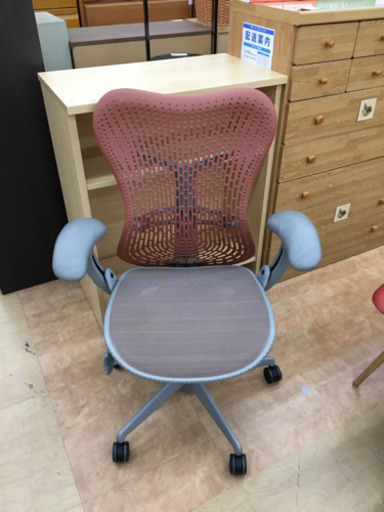 【トレファク摂津店 】Herman Miller(ハーマンミラー)ミラチェア入荷致しました！