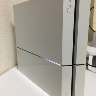 【値下げ】PS4 500GB グレイシャーホワイト　＋ソフト8本の画像