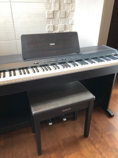 【引き取り者決定、受付不可】YAMAHAヤマハ電子ピアノ