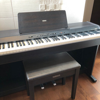 【引き取り者決定、受付不可】YAMAHAヤマハ電子ピアノ