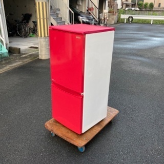💕シャープ 2ドア 冷蔵庫 赤の画像