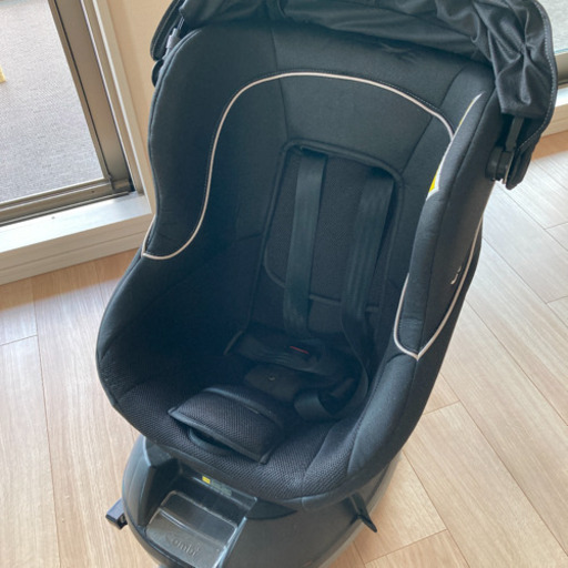 Combi クルムーヴ ISOFIX エッグショック　チャイルドシート 