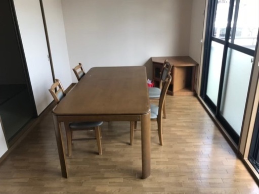 ダイニングセット　4人用