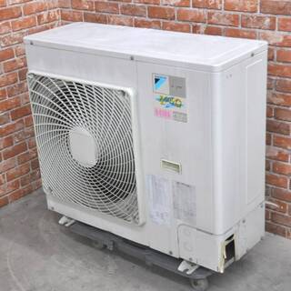 宮崎県内限定標準工事込み価格ダイキン3馬力4方向天カセ　💁‍♂️年式2006年製につき低価格の画像