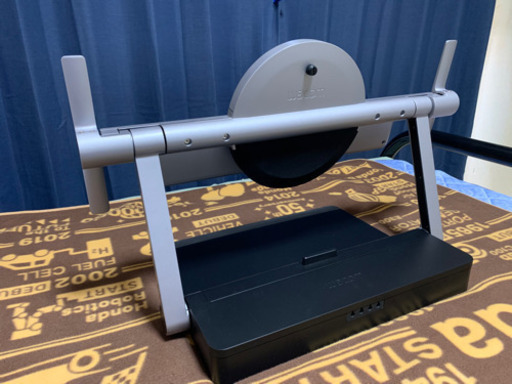 Wacom cintiq pro 24インチ用　Ergo stand