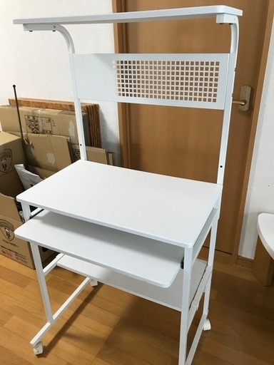 パソコンテーブル(お譲り先が決まりました)