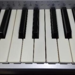 お子さんの習い事用に！電子キーボードの画像