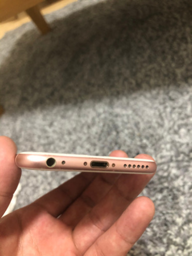 iPhone 6s 64GB au版