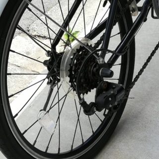 折り畳み自転車　室内保管の画像