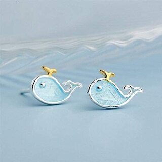 【新品】【全国配送相談可能】Richight 純銀製シンプルなブルー小さなクジラのスタッドピアス、sv925シルバー動物イヤリング可愛いくじらのプカプカ吐息ピアス、ぷっくりお魚モチーフ耳飾りの画像